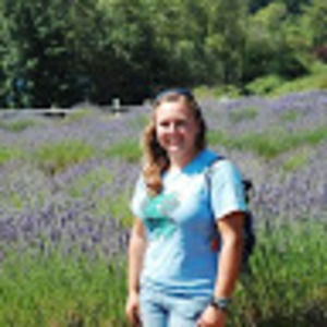 Meet your Posher, Stephanie